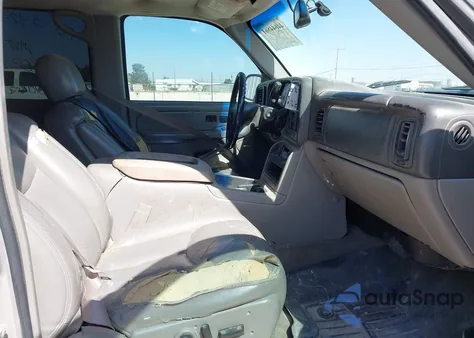 2005 Chevrolet Avalanche 1500 Lt from USA, damaged, VIN 3GNEC12ZX5G203230